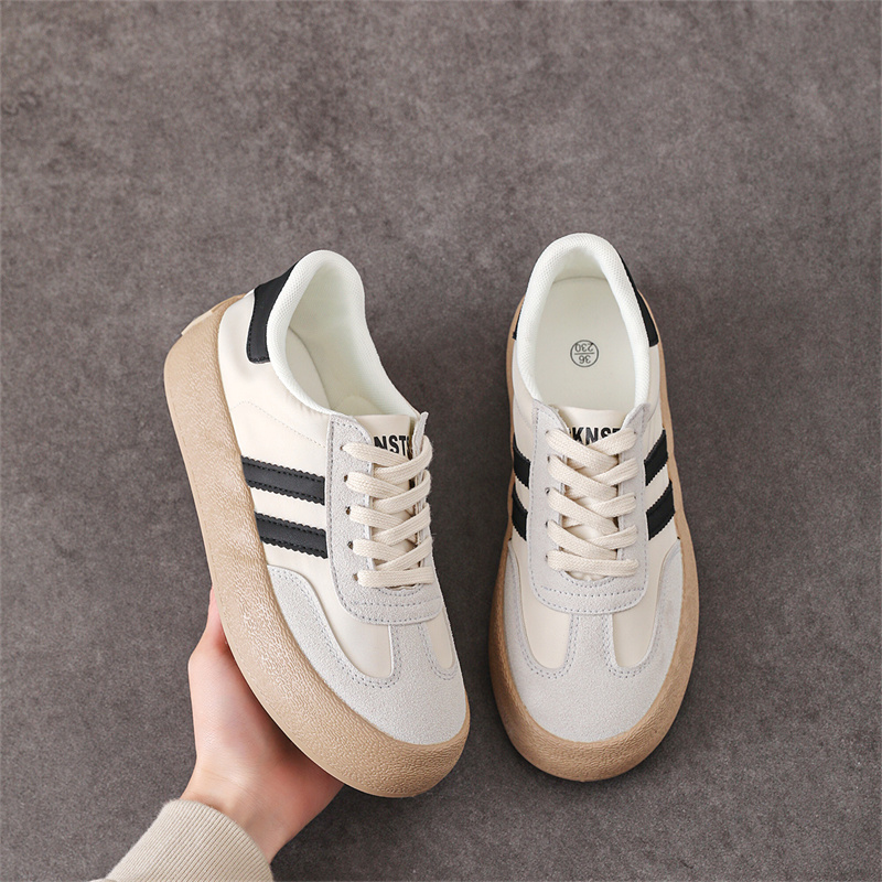 여성용 새로운 통기성 스니커즈 고급 캐주얼 신발 패션  - New Balance Fashion Women 리뷰 및 가격